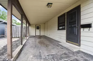 2204 W Central Rd, Rolling Meadows, IL 60008 - Photo 26