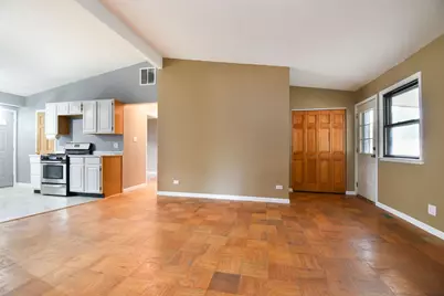2204 W Central Road, Rolling Meadows, IL 60008 - Photo 4