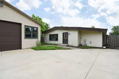 2204 W Central Road, Rolling Meadows, IL 60008 - Photo 24
