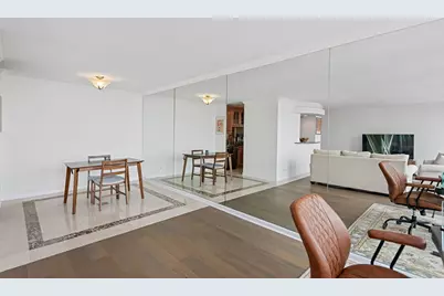 111 E Chestnut Street #55D, Chicago, IL 60611 - Photo 8