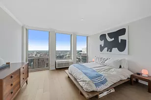 111 E Chestnut St, Chicago, IL 60611 - Photo 12