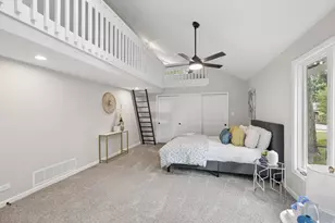 11S506 Whittington Ln, Naperville, IL 60564 - Photo 24