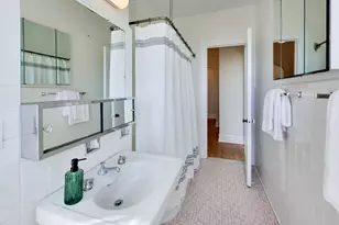 [Address not provided], Chicago, IL 60637 - Photo 18