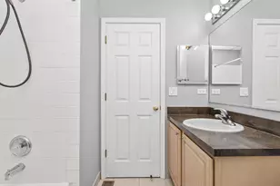 2259 Briar Ct, Hoffman Estates, IL 60169 - Photo 20