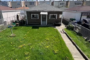 1929 Cuyler Ave, Berwyn, IL 60402 - Photo 12