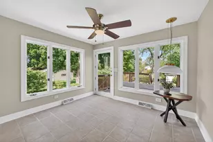 433 S Euclid Ave, Villa Park, IL 60181 - Photo 16