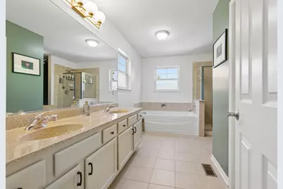 280 Hickory Lane, South Elgin, IL 60177 - Photo 14