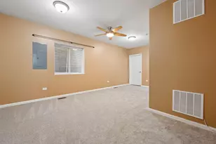 280 Hickory Ln, South Elgin, IL 60177 - Photo 24