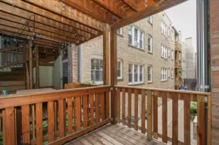 1445 W Elmdale Ave, Chicago, IL 60660 - Photo 20