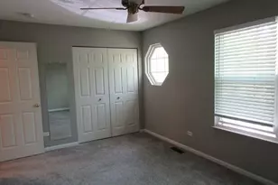 1225 N Village Dr, Round Lake Beach, IL 60073 - Photo 24