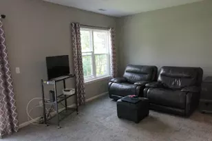 1225 N Village Dr, Round Lake Beach, IL 60073 - Photo 12