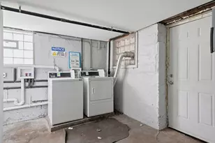 3056 E 87th St, Chicago, IL 60617 - Photo 18
