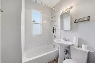3056 E 87th St, Chicago, IL 60617 - Photo 4