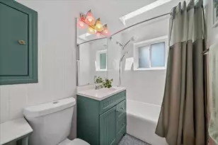 5710 W Hawthorne Ave, Berkeley, IL 60163 - Photo 10