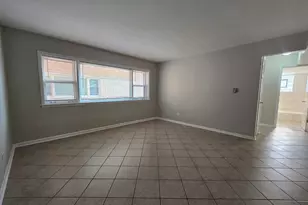 837 Lathrop Ave, Forest Park, IL 60130 - Photo 2