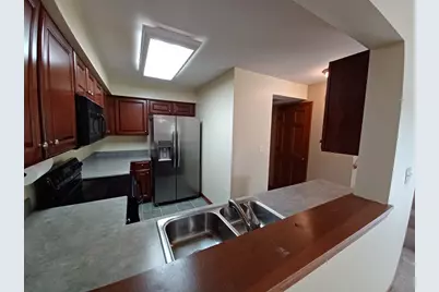 661 Lincoln Station Drive, Oswego, IL 60543 - Photo 8