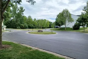661 Lincoln Station Dr, Oswego, IL 60543 - Photo 18