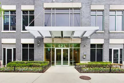 421 W Huron Street #1006, Chicago, IL 60654 - Photo 2