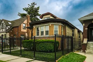 6136 W Fletcher St, Chicago, IL 60634 - Photo 2