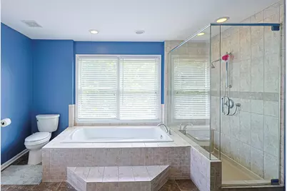 5686 Angouleme Lane, Hoffman Estates, IL 60192 - Photo 24
