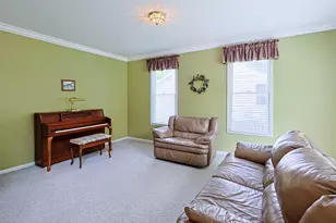 5686 Angouleme Ln, Hoffman Estates, IL 60192 - Photo 8