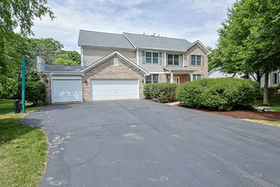 5686 Angouleme Lane, Hoffman Estates, IL 60192 - Photo 2