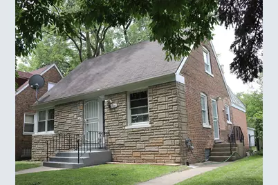 10134 S Bensley Avenue, Chicago, IL 60617 - Photo 1