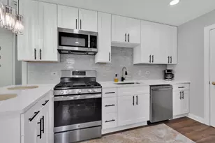3712 Wren Ln, Rolling Meadows, IL 60008 - Photo 12