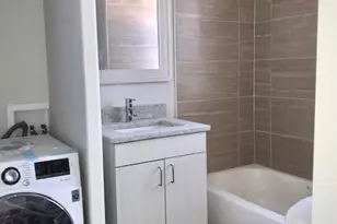 1351 W Roscoe St, Chicago, IL 60657 - Photo 8