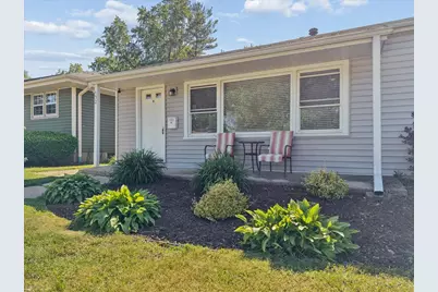 52 S Midland Avenue, Mundelein, IL 60060 - Photo 2