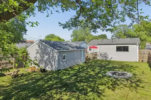 52 S Midland Ave, Mundelein, IL 60060 - Photo 18
