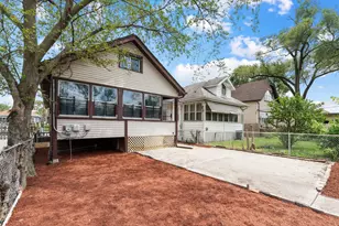 10150 S Wentworth Ave, Chicago, IL 60628 - Photo 8