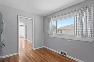 1215 W Roosevelt Rd, Wheaton, IL 60187 - Photo 6