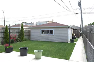 5929 W 64th St, Chicago, IL 60638 - Photo 18