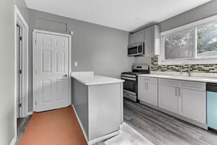 1205 E 93rd St, Chicago, IL 60619 - Photo 10