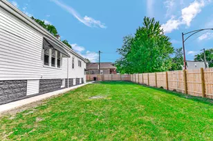 1205 E 93rd St, Chicago, IL 60619 - Photo 22