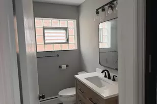 8011 S Komensky Ave, Chicago, IL 60652 - Photo 8