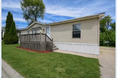 38703 N Sheridan Road #164, Beach Park, IL 60099 - Photo 1