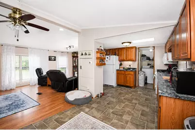 38703 N Sheridan Road #164, Beach Park, IL 60099 - Photo 4