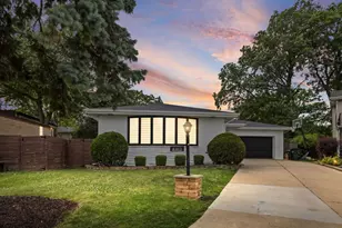 6913 N Concord Ln, Niles, IL 60714 - Photo 36