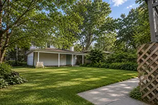 2481 E 74th St, Chicago, IL 60649 - Photo 24