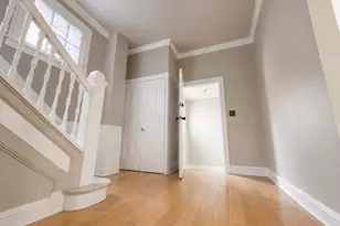 2481 E 74th St, Chicago, IL 60649 - Photo 8