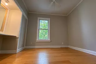 2481 E 74th St, Chicago, IL 60649 - Photo 16