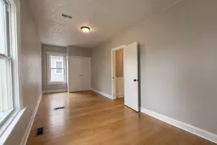 2481 E 74th St, Chicago, IL 60649 - Photo 14