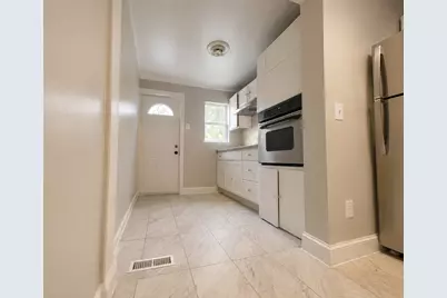 2481 E 74th Street, Chicago, IL 60649 - Photo 6
