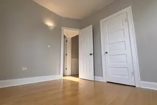 2481 E 74th St, Chicago, IL 60649 - Photo 18