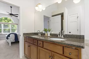 221 Breckenridge Dr, Aurora, IL 60504 - Photo 20