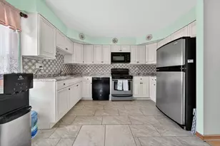 1104 Basin Dr, Lockport, IL 60441 - Photo 6