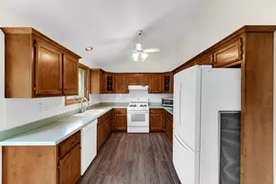 21147 Hunter Woods Dr, Frankfort, IL 60423 - Photo 4