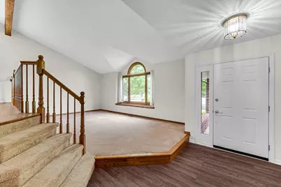 21147 Hunter Woods Drive, Frankfort, IL 60423 - Photo 8